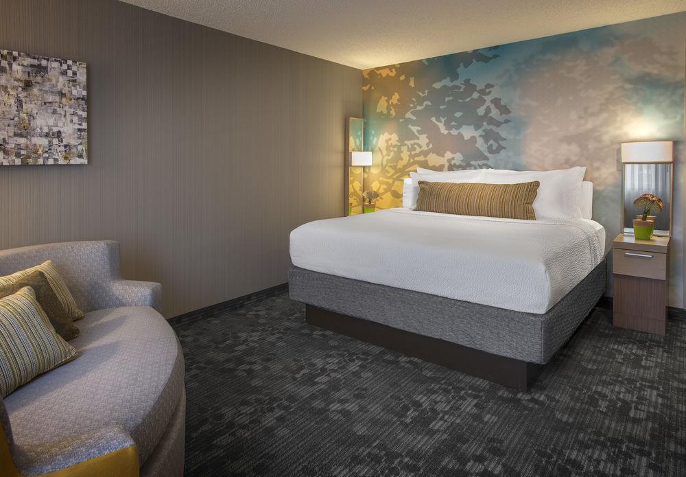 Courtyard By Marriott Cleveland Westlake Exteriör bild